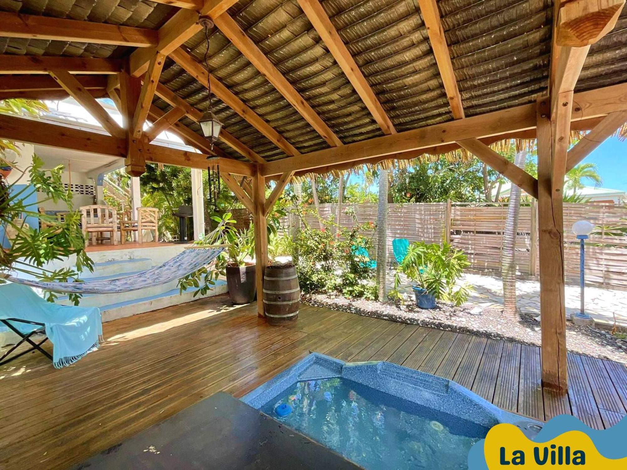 Villa Ti Bwa Carbet Cosy Semi-Exterieur Avec Toit Terrasse Sainte-Anne  Esterno foto