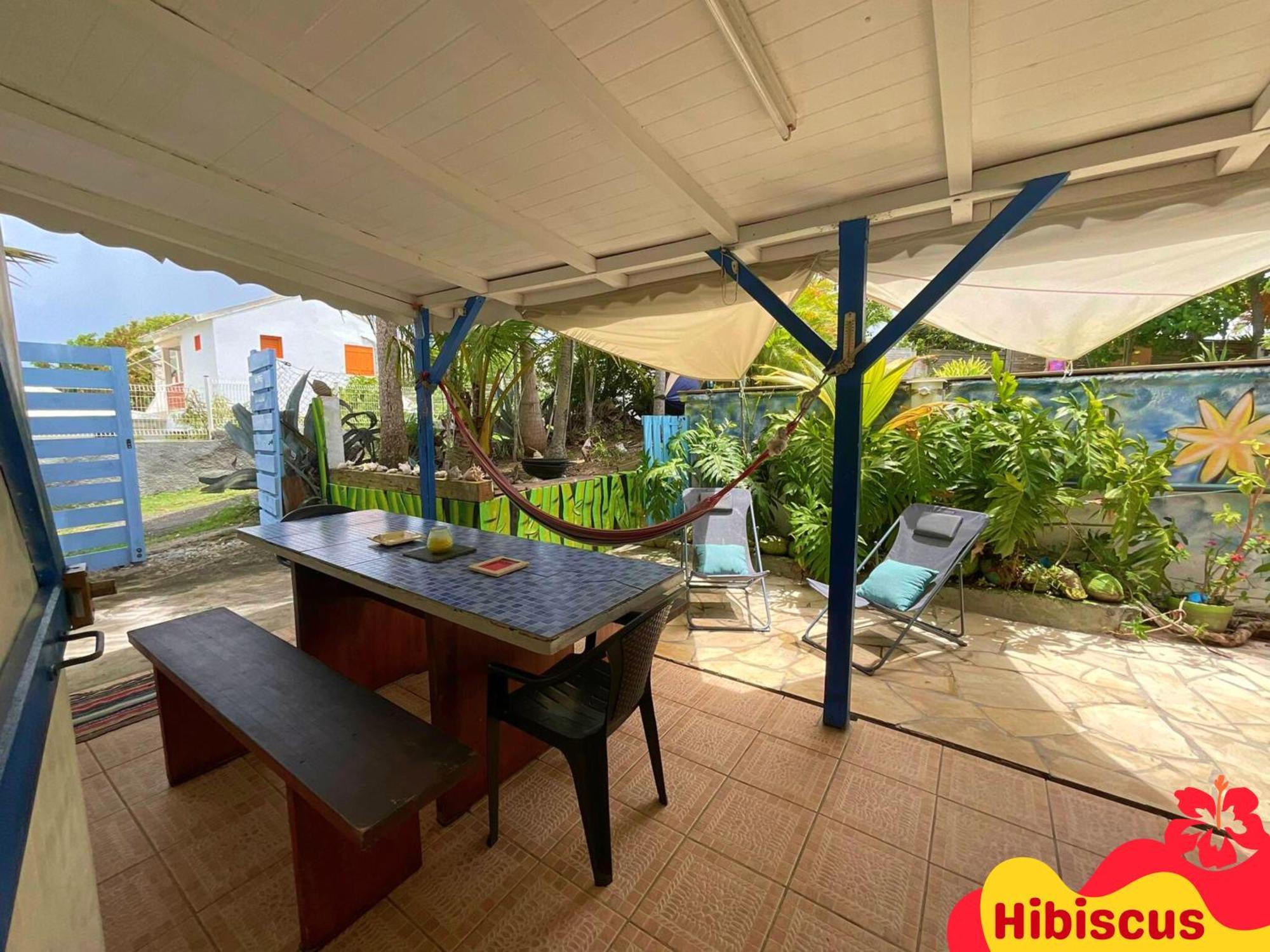 Villa Ti Bwa Carbet Cosy Semi-Exterieur Avec Toit Terrasse Sainte-Anne  Camera foto