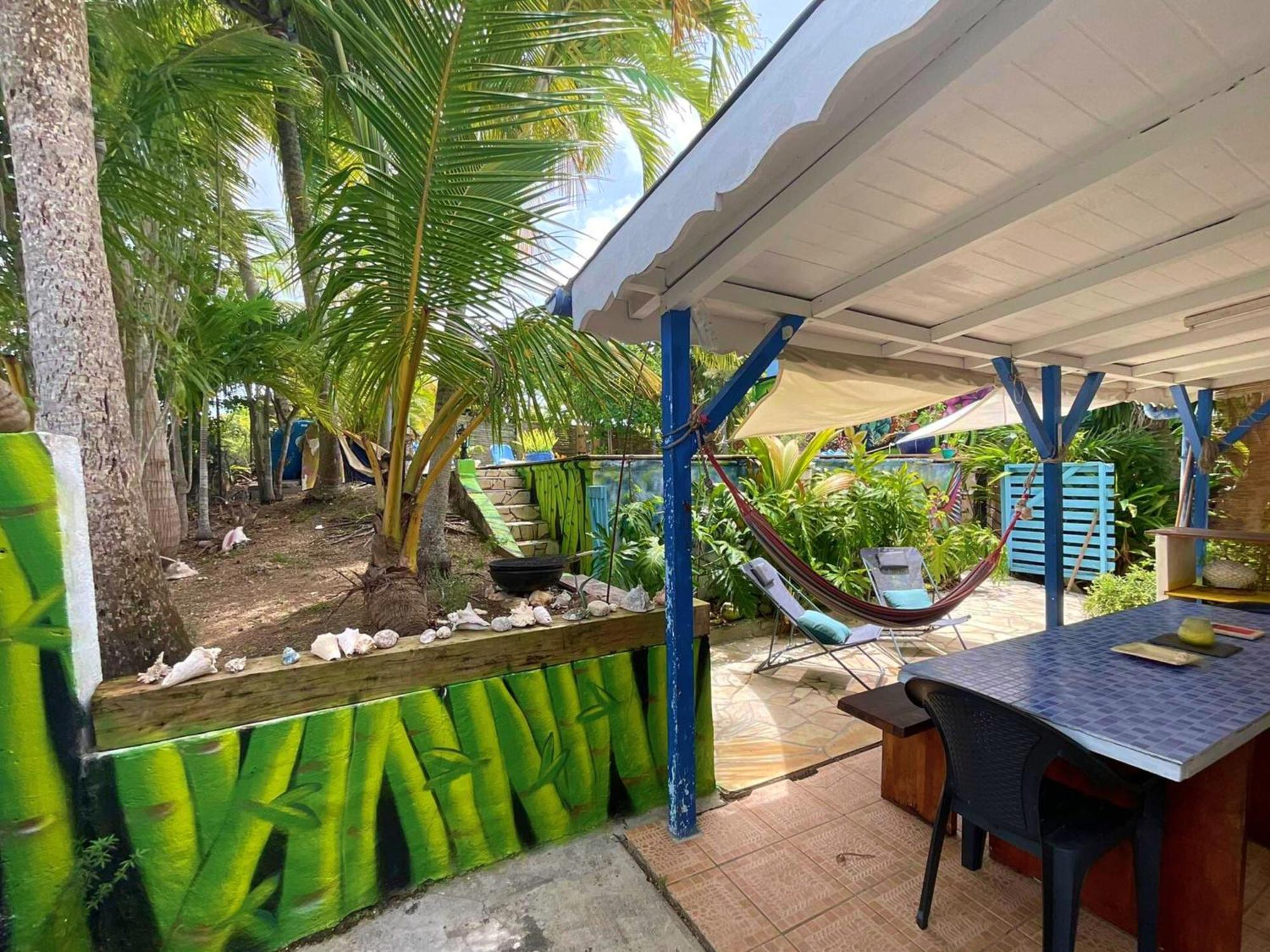 Villa Ti Bwa Carbet Cosy Semi-Exterieur Avec Toit Terrasse Sainte-Anne  Camera foto