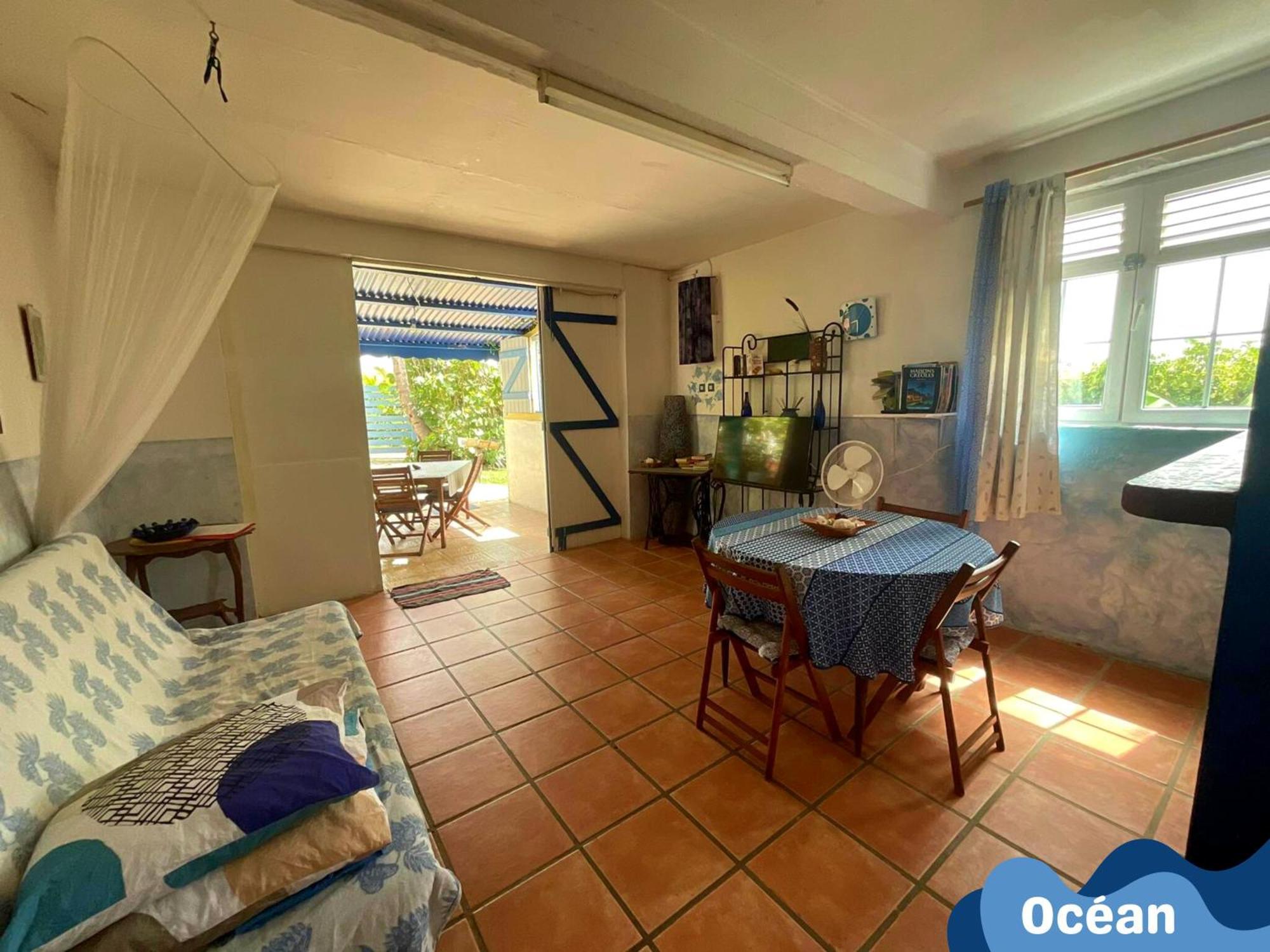 Villa Ti Bwa Carbet Cosy Semi-Exterieur Avec Toit Terrasse Sainte-Anne  Camera foto