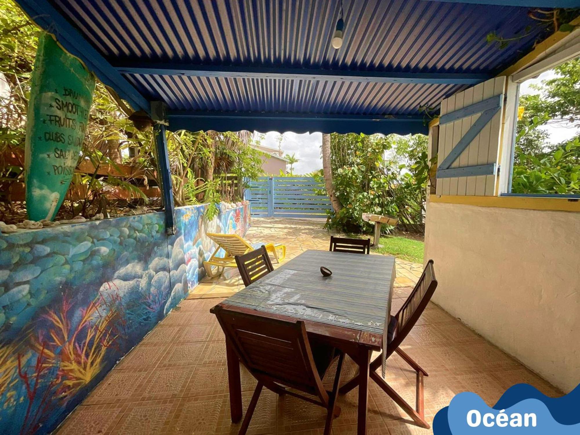 Villa Ti Bwa Carbet Cosy Semi-Exterieur Avec Toit Terrasse Sainte-Anne  Camera foto
